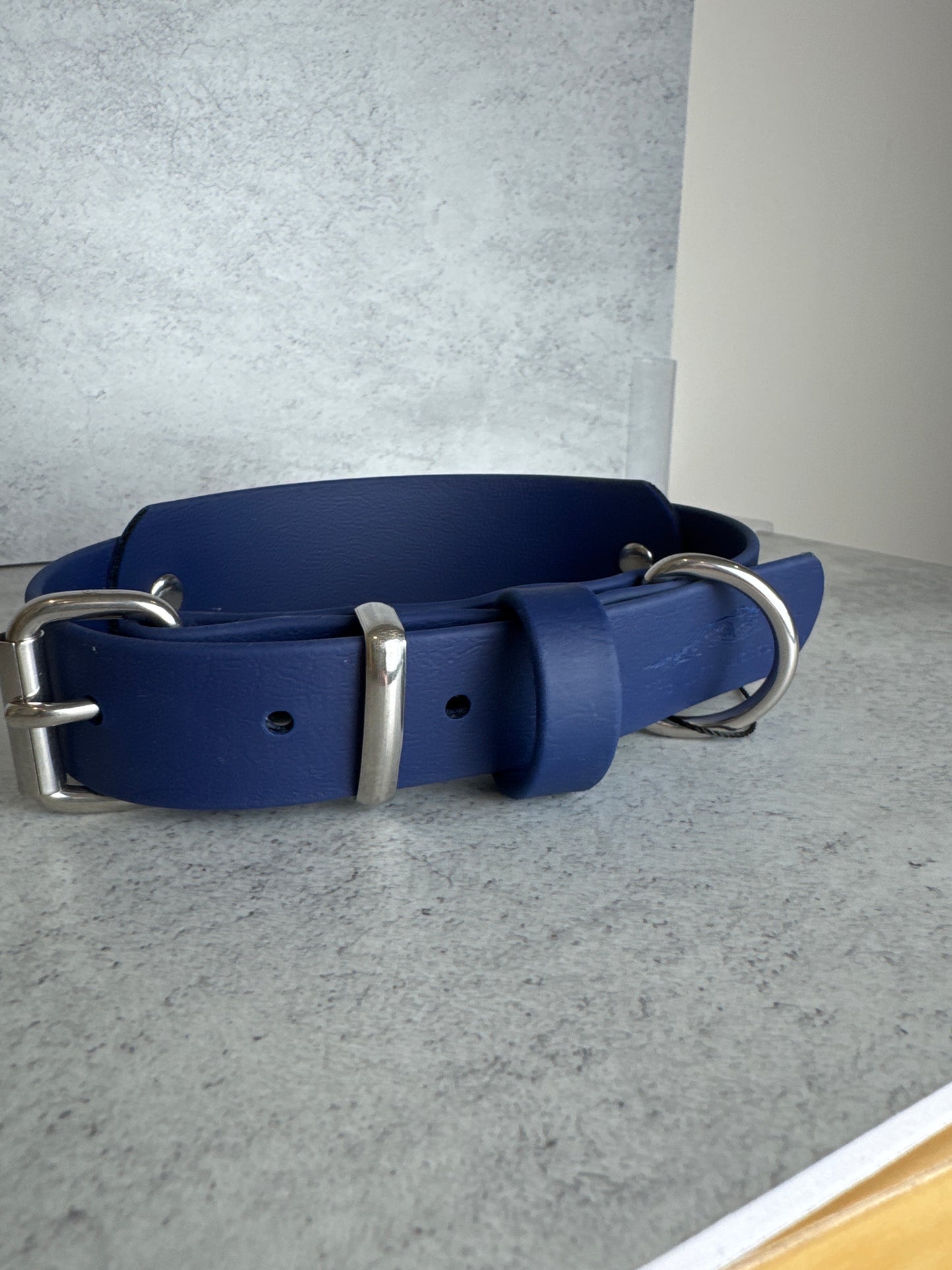 Hound collar 14-17 inch - imperfect strap keep
