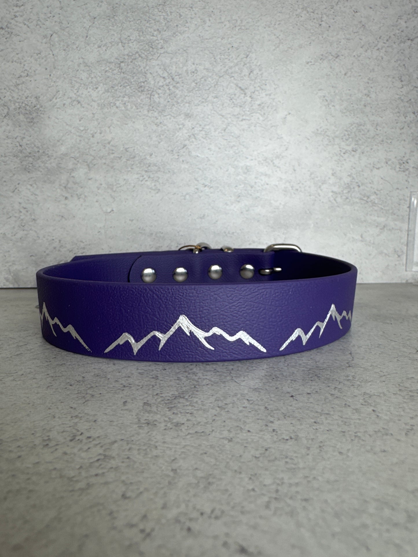 Violet Foil Nevis 1 inch. 16-19