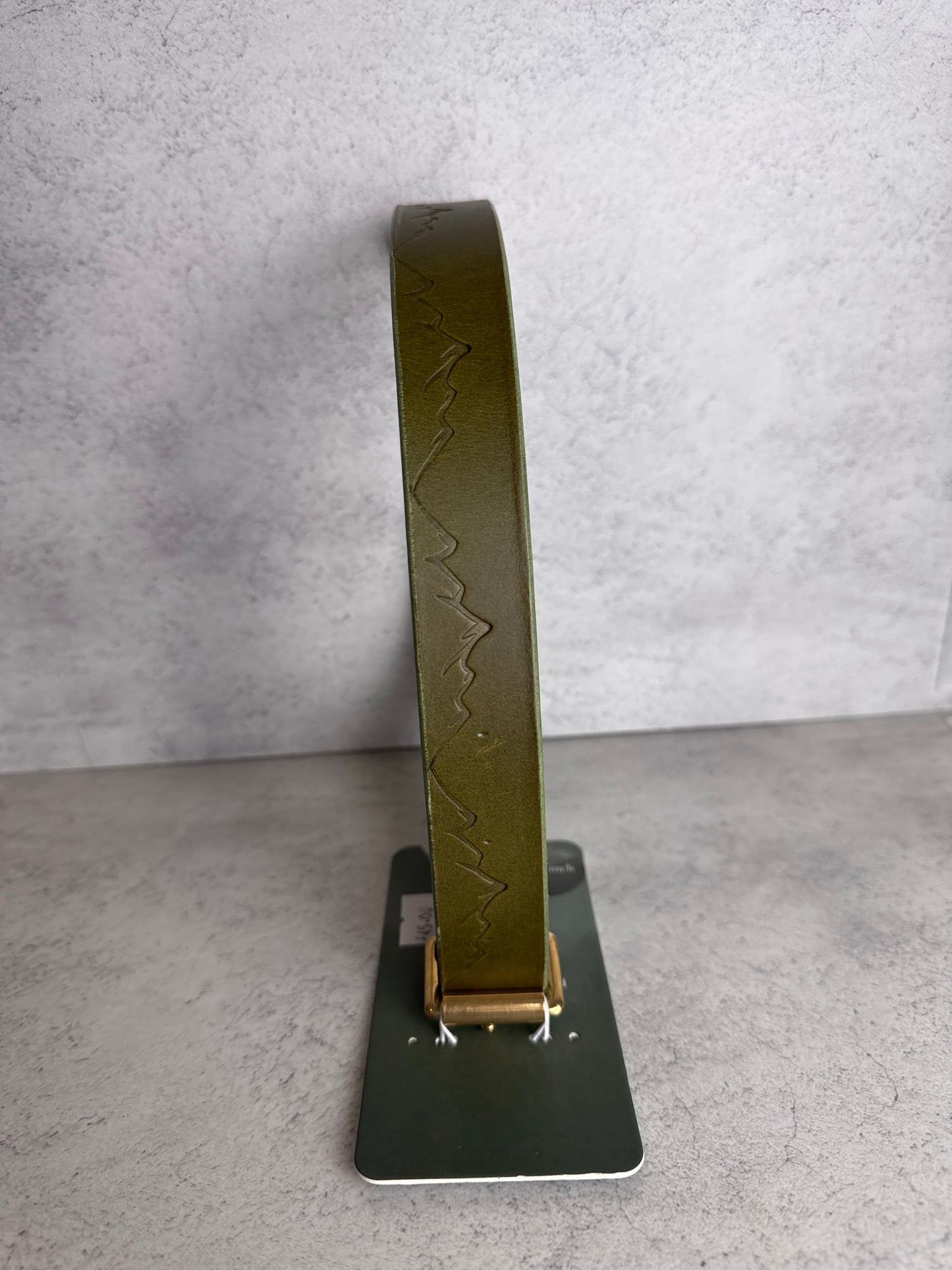 20-24 Olive Nevis leather