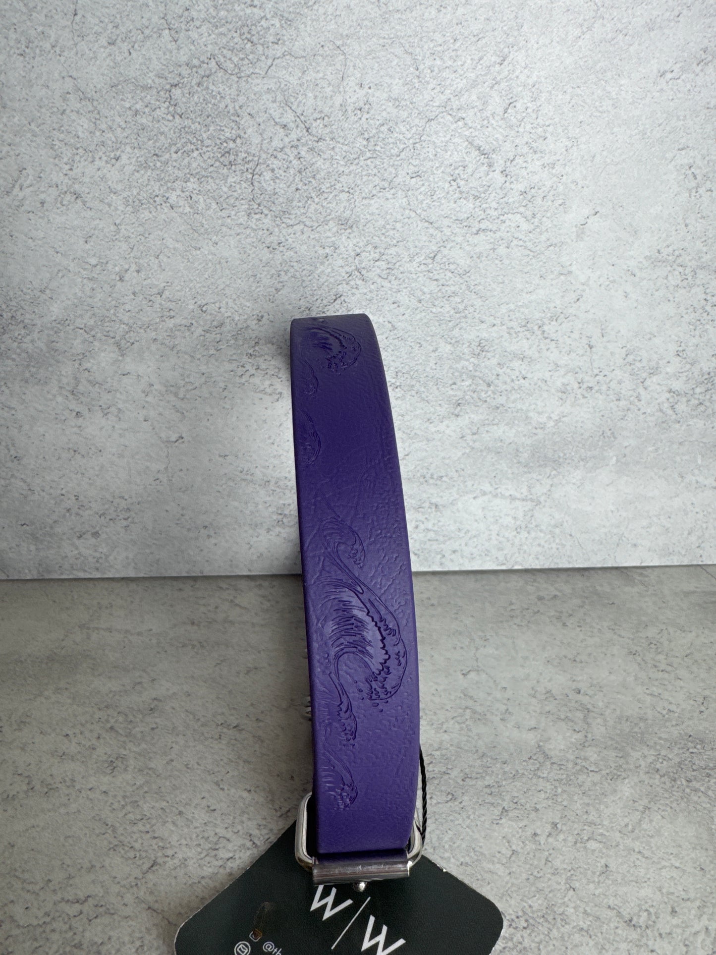 14-17 Violet wave bio