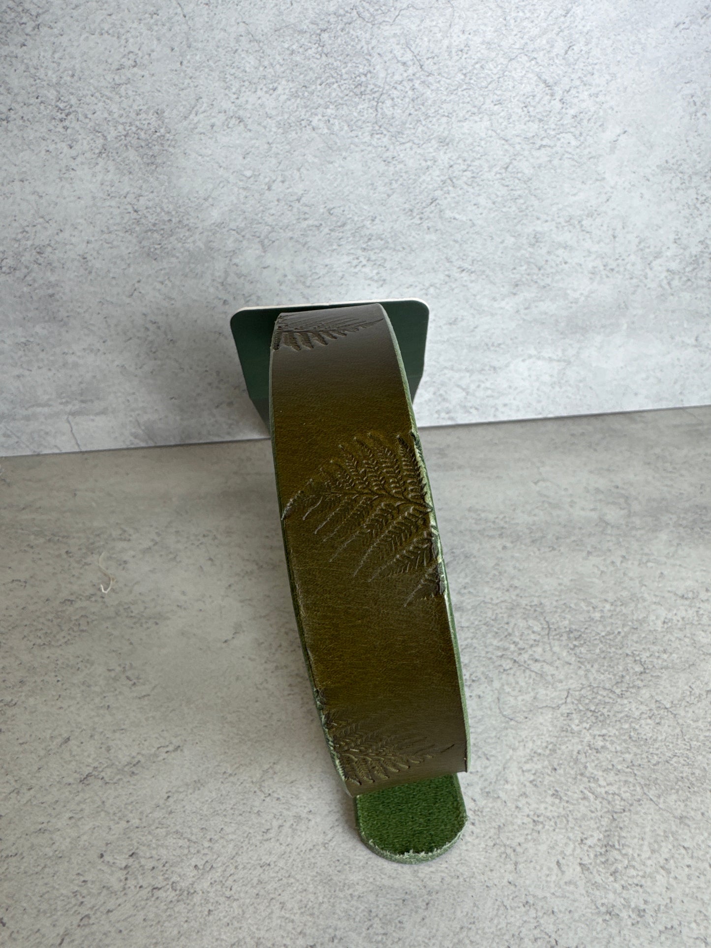 1 inch New Fern Olive Leather 14-17