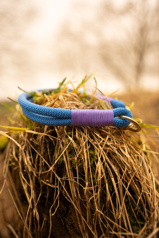 Hyacinth Rope Collar